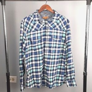 Jachs Girlfriend Coastal Cowgirl Navy Blue Plaid Flannel Long-Sleeve Shirt